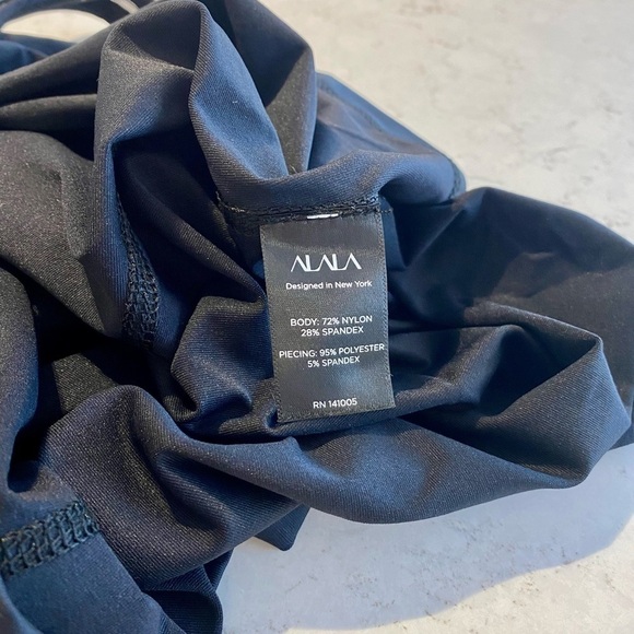 Alala Seamless Tanks (Set of 2) - Picture 8 of 8